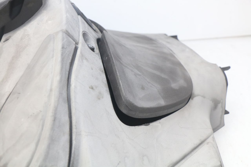 photo de PAINEL INTERIOR PIAGGIO X9 EVOLUTION 250 (2003 - 2007) - Detalhe da peça