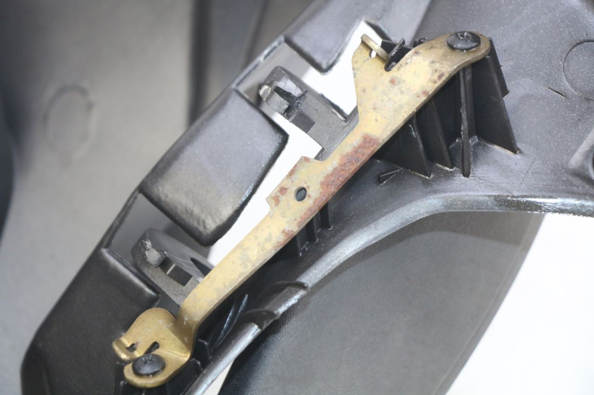 photo de PAINEL INTERIOR PIAGGIO X9 125 (2000 - 2003) - Detalhe da peça