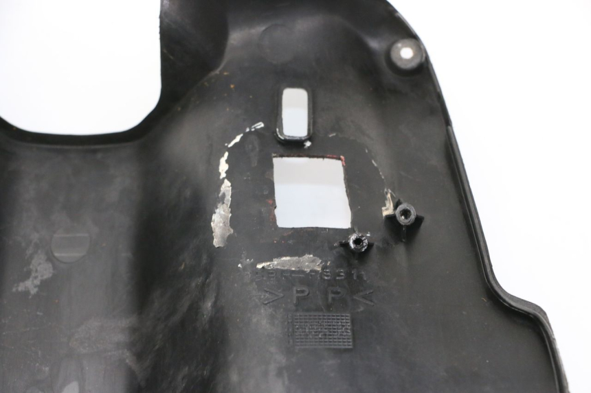 photo de PAINEL INTERIOR YAMAHA AEROX 50 (1997 - 2006) - Zoom do estado de desgaste