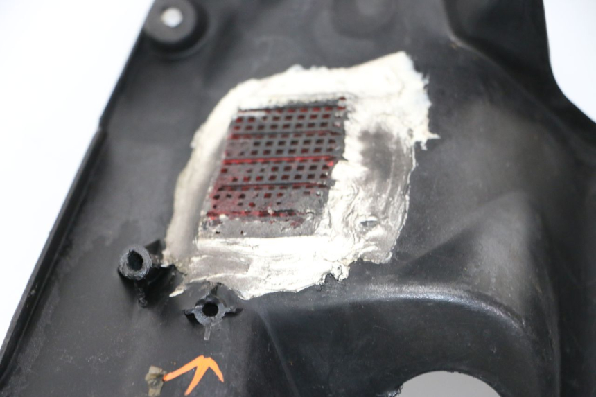 photo de PAINEL INTERIOR YAMAHA AEROX 50 (1997 - 2006) - Outro ângulo de visão