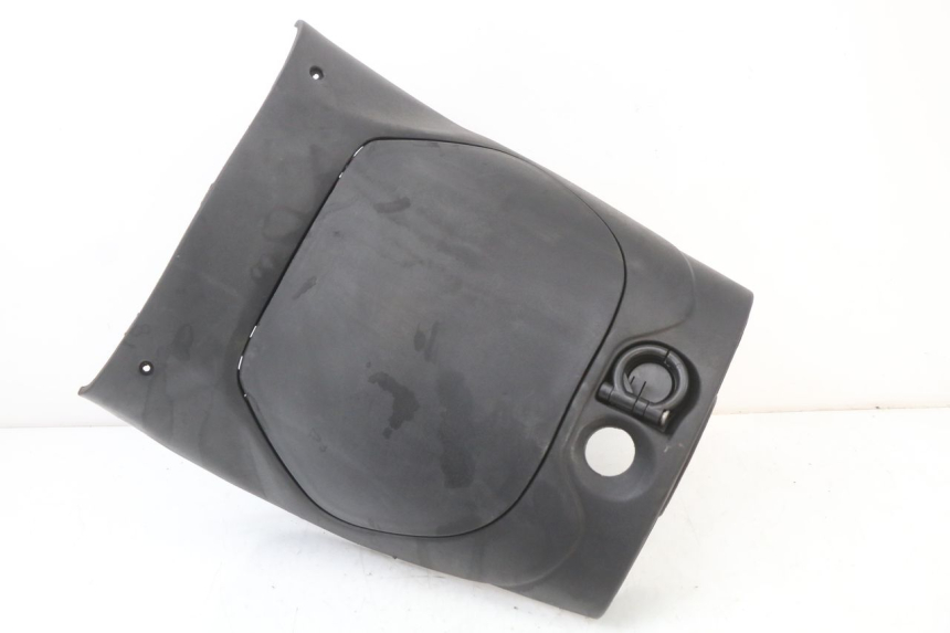 photo de PAINEL INTERIOR PIAGGIO ZIP 4T 50 (2018 - 2020) - Zoom do estado de desgaste