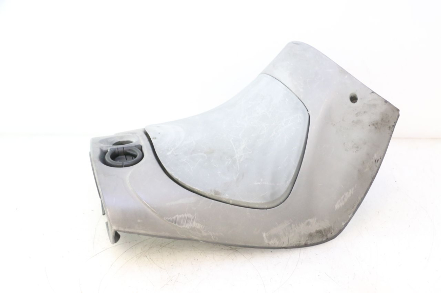 photo de AVENTAL INTERIOR PIAGGIO ZIP 4T 50 (2006 - 2017) - Marcações e referências