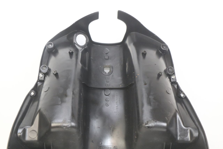 photo de PAINEL INTERIOR UNIVERSAL BIKE ZN50QT-11B 50 (2018 - 2021) - Outro ângulo de visão
