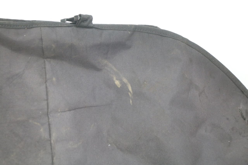 photo de PROTETOR DE PAINEL SYM CROX 4T 50 (2016 - 2023) - Pontos de fixação