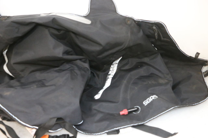 photo de PROTETOR DE PAINEL PIAGGIO MP3 500 (2016 - 2018) - Detalhe da peça