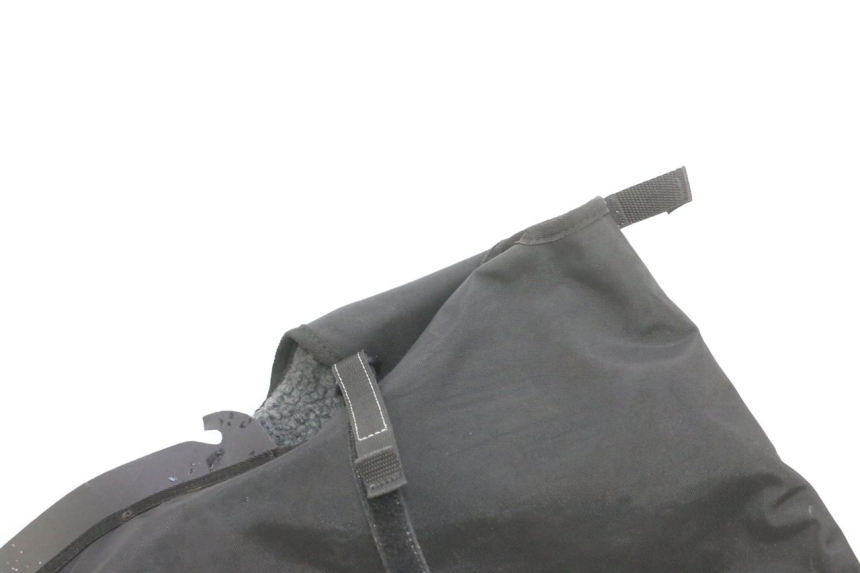 photo de PROTETOR DE PAINEL PIAGGIO ZIP 4T 50 (2018 - 2020) - Vista de perto