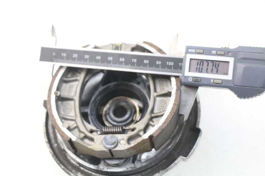 photo de TAMBOR DIANTEIRO VASTRO R-ONE 4T 50 (2014 - 2022) - Detalhe da peça