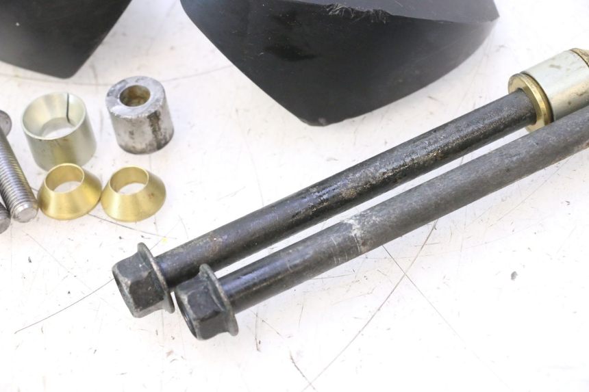 photo de SUPORTE DO MOTOR YAMAHA YZF R6 600 (2008 - 2009) - Pontos de fixação