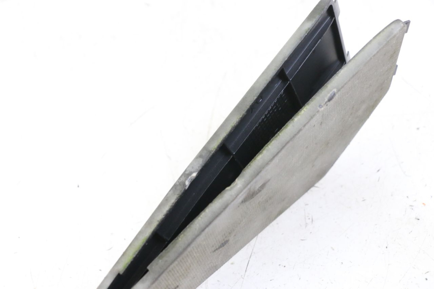 photo de TAPETE DE APOIO PARA PÉ APRILIA SR MOTARD 50 (2012 - 2018) - Detalhe da peça