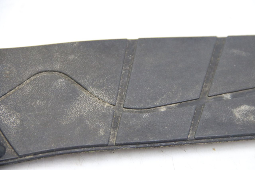 photo de TAPETE DE APOIO PARA PÉ APRILIA ATLANTIC 500 (2002 - 2003) - Estrutura - ampliação