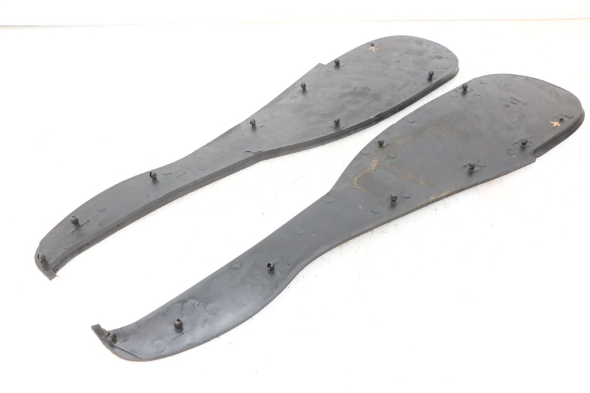 photo de TAPETE DE APOIO PARA PÉ BMW C1 125 (2000 - 2003) - Pontos de fixação
