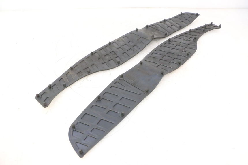 photo de TAPETE DE APOIO PARA PÉ SUZUKI BURGMAN 125 (2007 - 2014) - Ampliação técnica