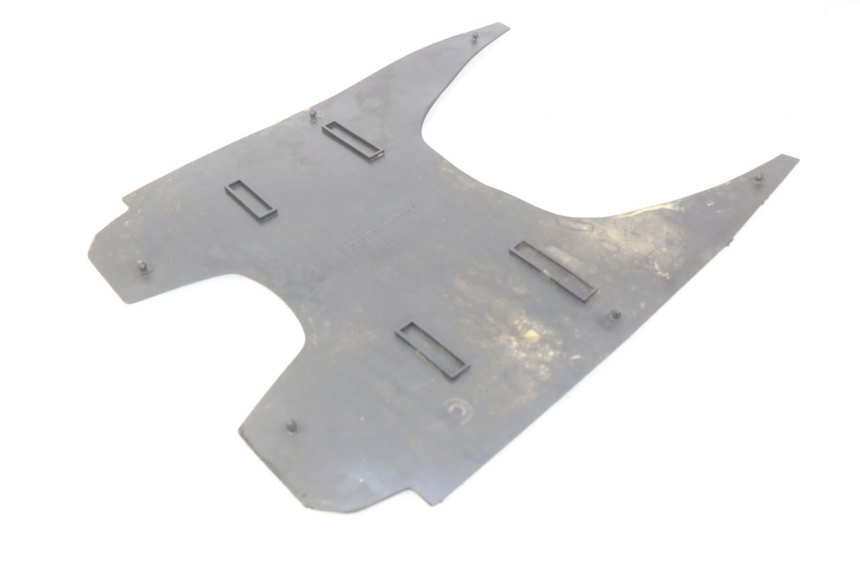 photo de TAPETE DE APOIO PARA PÉ SUZUKI CP 80 (1985 - 1996) - Zoom do estado de desgaste
