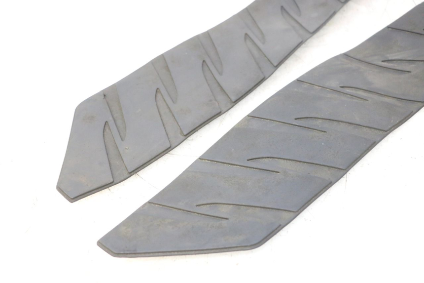 photo de TAPETE DE APOIO PARA PÉ HONDA FJS SILVER WING SILVERWING 400 (2005 - 2008) - Ampliação técnica
