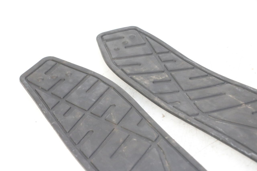 photo de TAPETE DE APOIO PARA PÉ KYMCO XCITING 500 (2007 - 2010) - Outro ângulo de visão