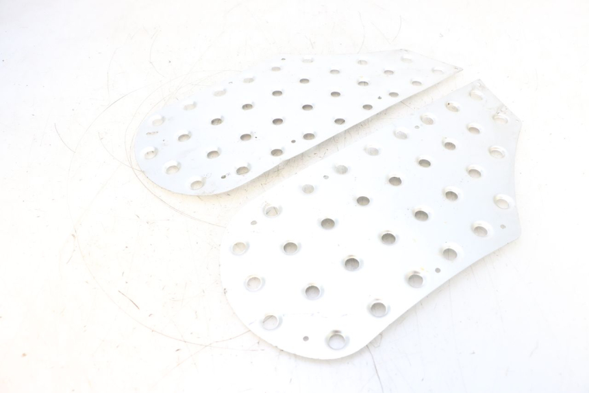 photo de TAPIS MARCHE PIED KEEWAY MATRIX RX9 125 (2006 - 2007) - Detalhe da peça