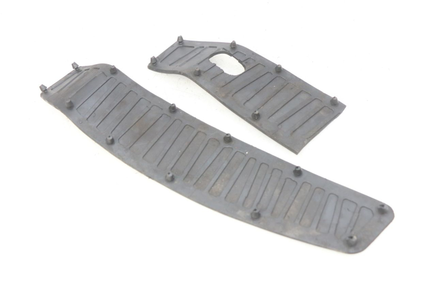 photo de TAPETE DE APOIO PARA PÉ PIAGGIO MP3 LT 300 (2010 - 2016) - Detalhe da peça