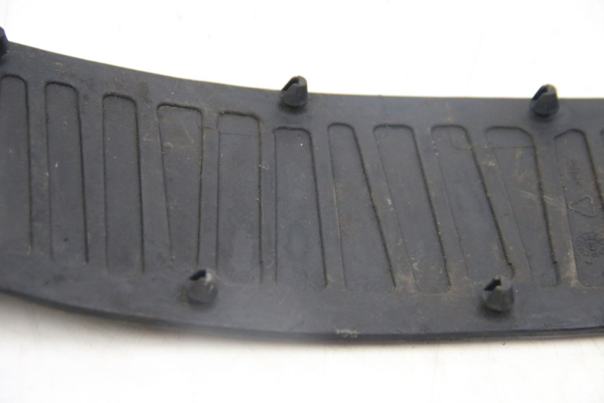 photo de TAPETE DE APOIO PARA PÉ PIAGGIO MP3 125 (2006 - 2014) - Ampliação técnica