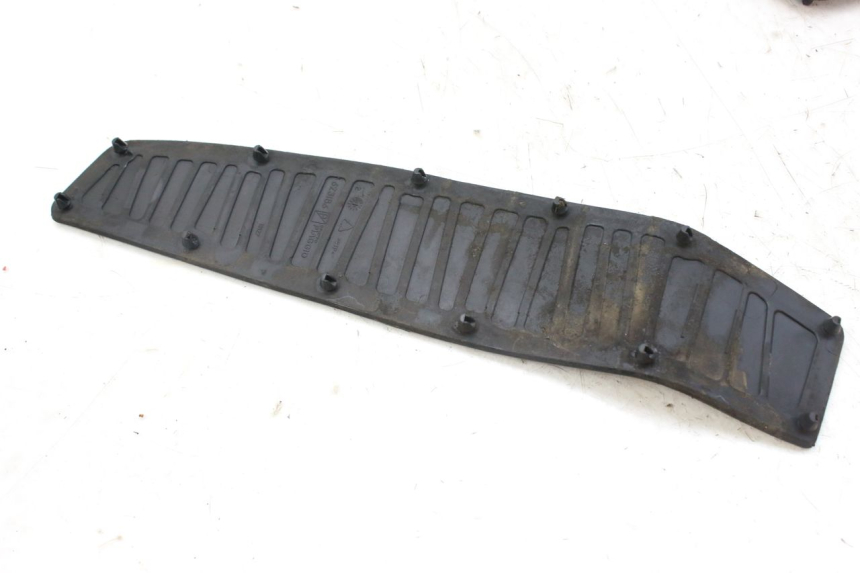 photo de TAPETE DE APOIO PARA PÉ PIAGGIO MP3 RL 250 (2006 - 2010) - Ampliação técnica