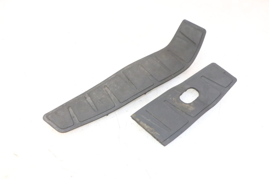photo de TAPETE DE APOIO PARA PÉ PIAGGIO MP3 RL 250 (2006 - 2010) - Vista principal