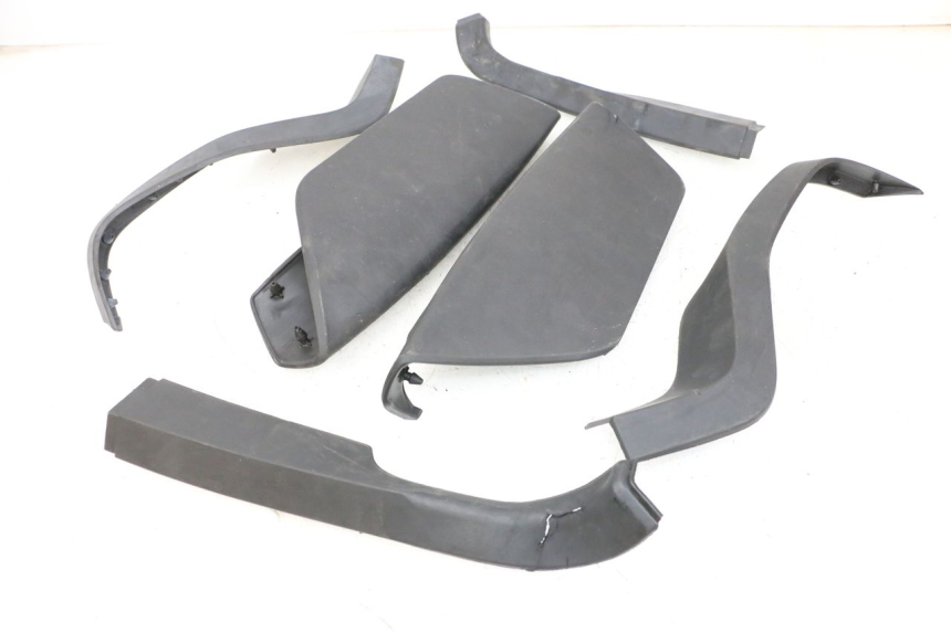 photo de TAPETE DE APOIO PARA PÉ YAMAHA NEO'S CORE 1 (2022 - 2026) - Detalhe da peça