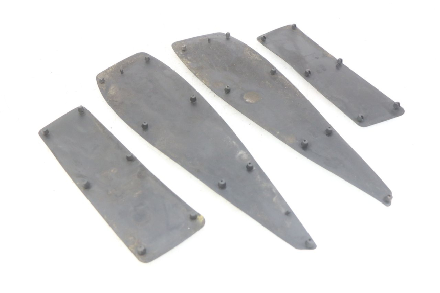 photo de TAPETE DE APOIO PARA PÉ PEUGEOT SATELIS 125 (2010 - 2012) - Detalhe da peça