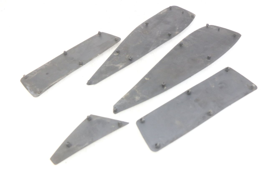 photo de TAPETE DE APOIO PARA PÉ PEUGEOT SATELIS 125 (2006 - 2009) - Ampliação técnica