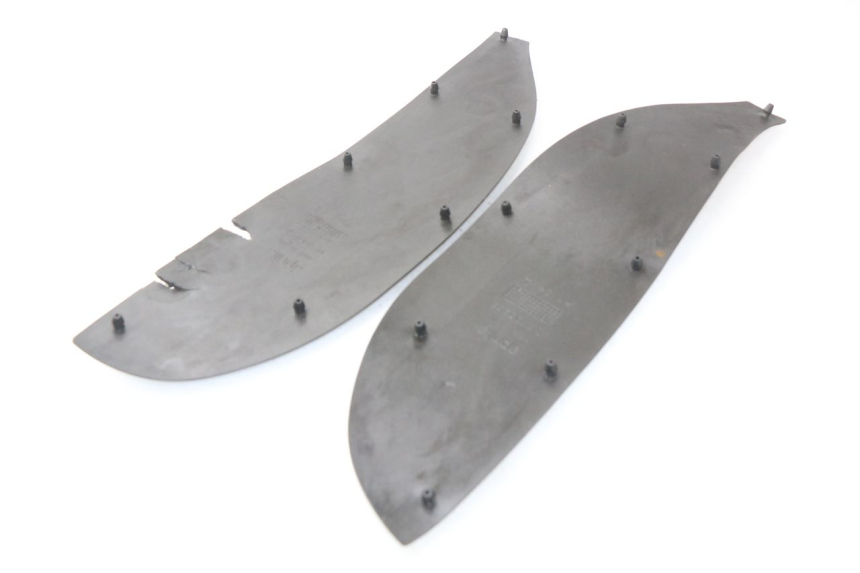 photo de TAPETE DE APOIO PARA PÉ APRILIA SCARABEO GT 125 (1999 - 2007) - Zoom do estado de desgaste