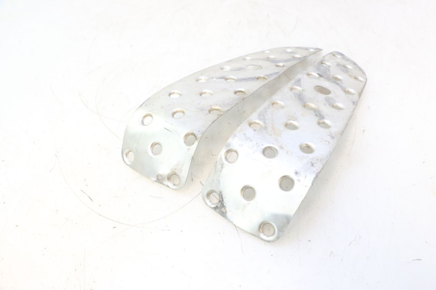 photo de TAPETE DE APOIO PARA PÉ PEUGEOT SPEEDFIGHT 2 AC 50 (2000 - 2009) - Zoom do estado de desgaste