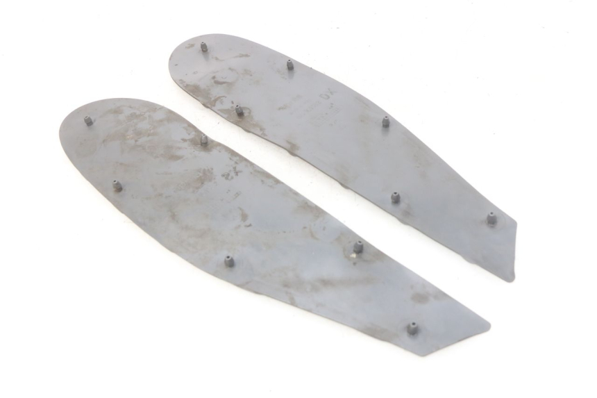 photo de TAPETE DE APOIO PARA PÉ APRILIA SR LC 50 (1997 - 2004) - Detalhe da peça