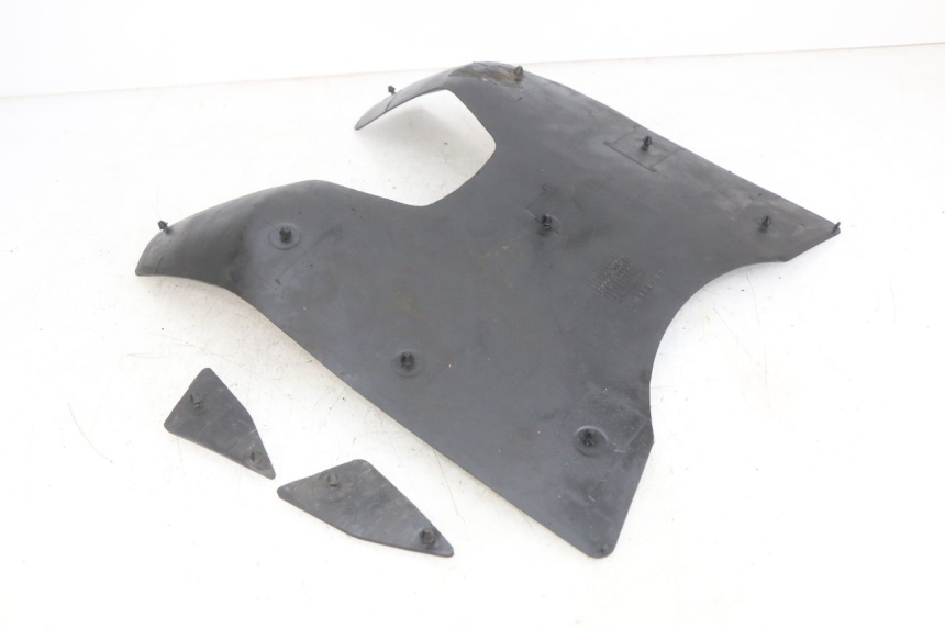 photo de TAPETE DE APOIO PARA PÉ PEUGEOT SV 125 (1991 - 1994) - Detalhe da peça