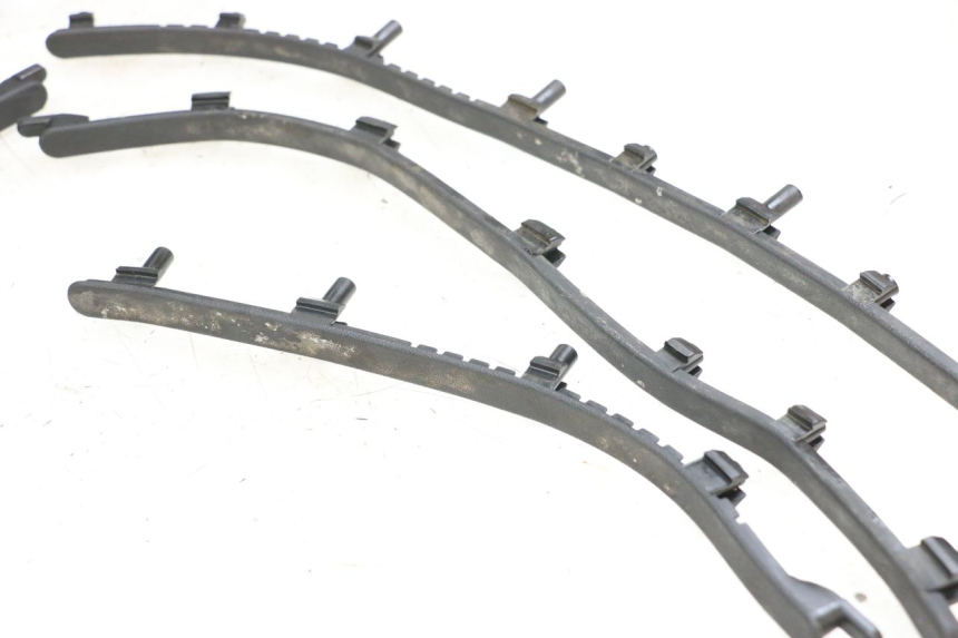 photo de TAPETE DE APOIO PARA PÉ PIAGGIO VESPA LX 125 (2005 - 2010) - Detalhe da peça