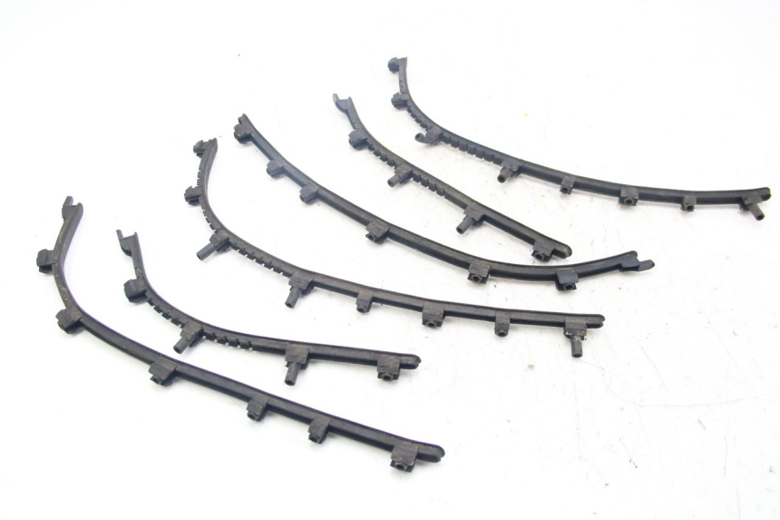 photo de TAPETE DE APOIO PARA PÉ PIAGGIO VESPA S 2T 50 (2007 - 2014) - Detalhe da peça
