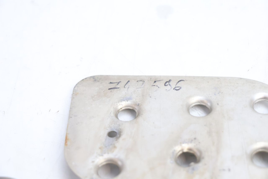 photo de TAPETE DE APOIO PARA PÉ PEUGEOT VIVACITY 50 (2004 - 2009) - Ampliação técnica