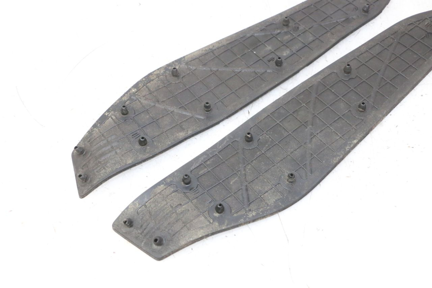 photo de TAPETE DE APOIO PARA PÉ YAMAHA X-MAX XMAX 250 (2006 - 2009) - Detalhe da peça