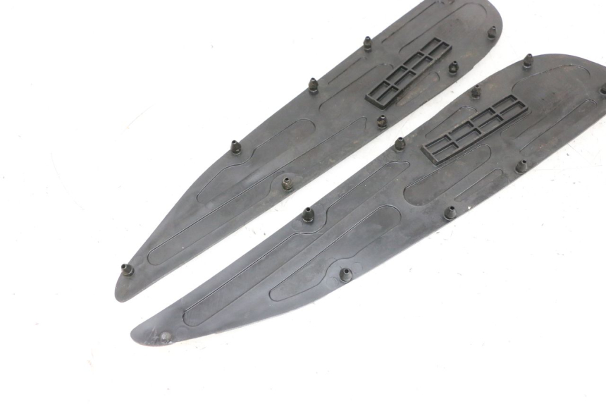 photo de TAPETE DE APOIO PARA PÉ YAMAHA X-MAX XMAX 125 (2010 - 2013) - Ampliação técnica