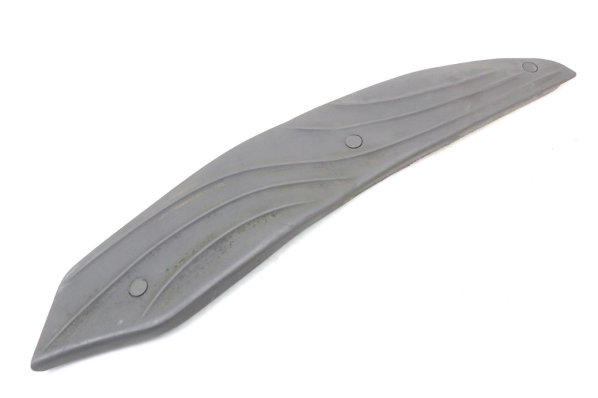 photo de TAPETE DE APOIO PARA PÉ PIAGGIO X10 125 (2012 - 2017) - Pontos de fixação
