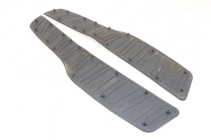 photo de TAPETE DE APOIO PARA PÉ PIAGGIO X8 125 (2004 - 2007) - Detalhe da peça