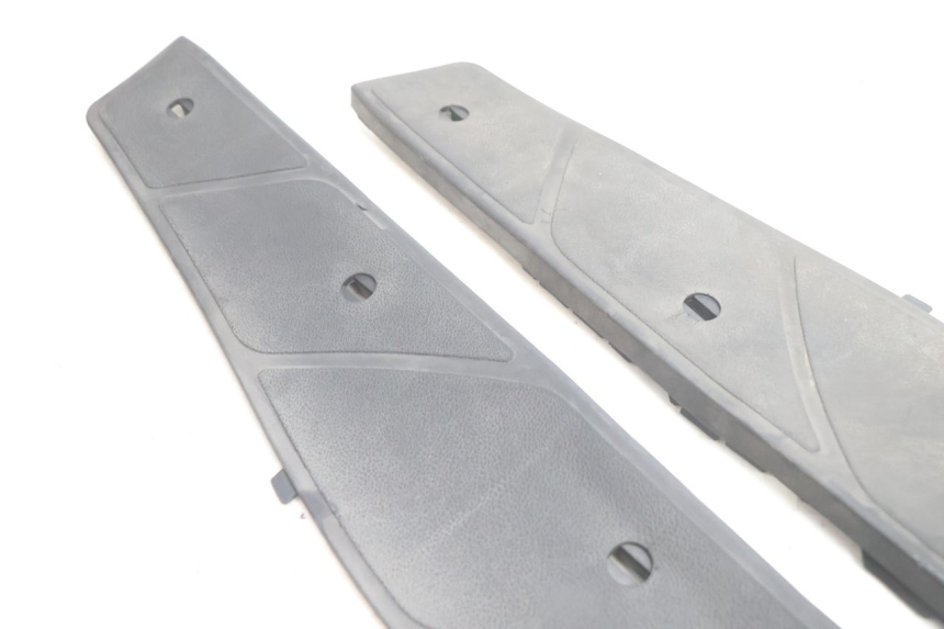 photo de TAPETE DE APOIO PARA PÉ PIAGGIO X9 EVOLUTION 125 (2003 - 2007) - Detalhe da peça