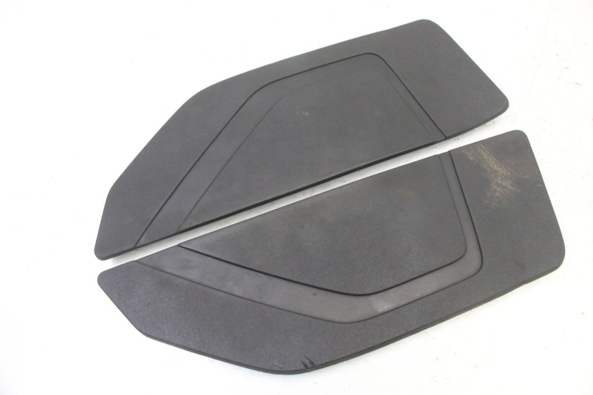 photo de TAPETE DE APOIO PARA PÉ YAMAHA YP T-MAX TMAX 530 (2017 - 2020) - Detalhe da peça