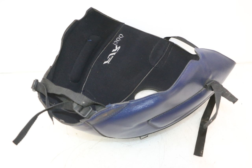 photo de TAPETE DE TANQUE YAMAHA FJR 1300 (2001 - 2005) - Zoom do estado de desgaste