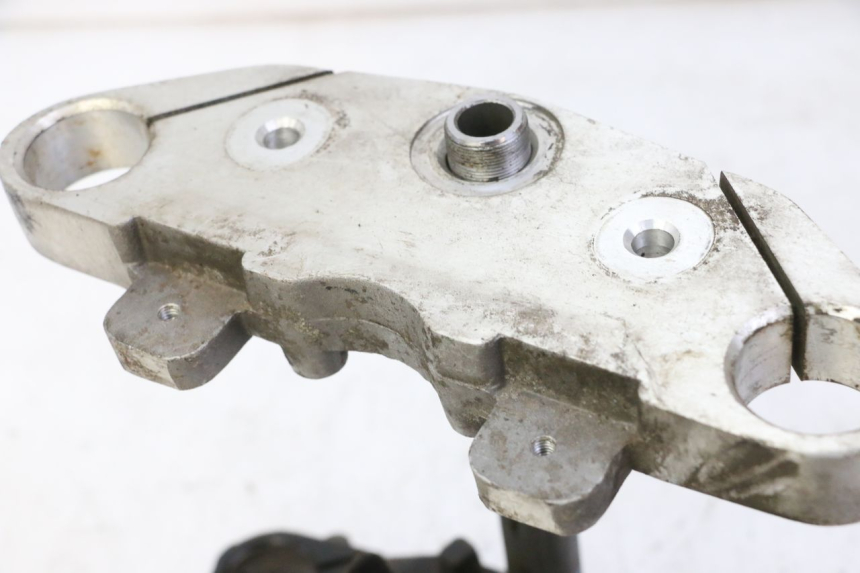 photo de SUPORTE DE GARFO HYOSUNG GV AQUILA 125 (2000 - 2009) - Ampliação técnica