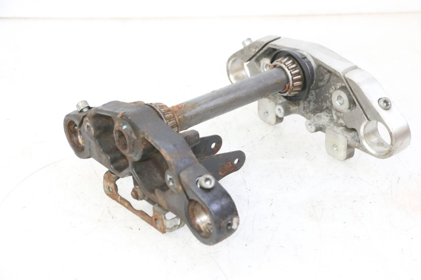 photo de SUPORTE DE GARFO HYOSUNG GV AQUILA 125 (2000 - 2009) - Estado da superfície