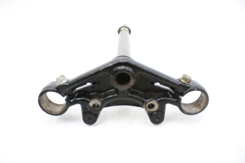 photo de SUPORTE INFERIOR DA FORQUILHA SYM HUSKY 125 (1999 - 2005) - Outro ângulo de visão