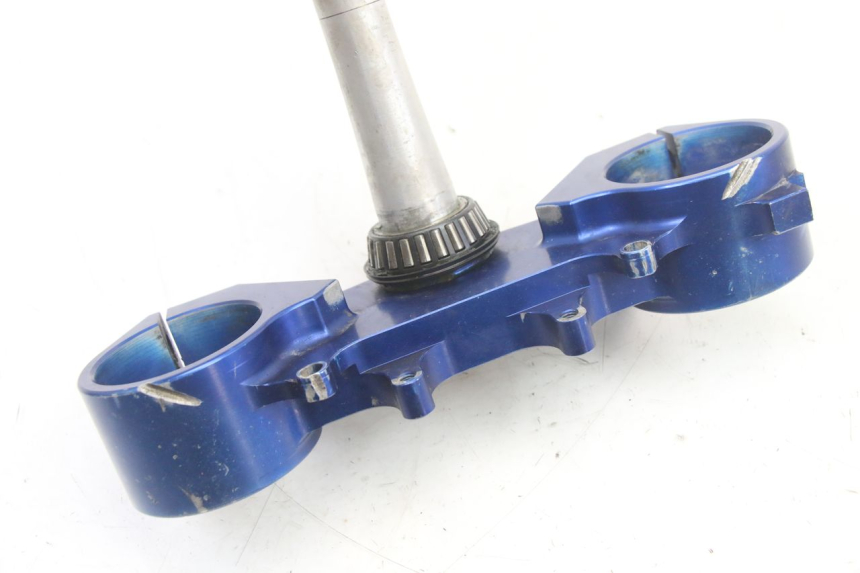 photo de SUPORTE INFERIOR DA FORQUILHA YAMAHA YZ 125 (2006 - 2016) - Outro ângulo de visão