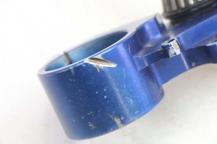 photo de SUPORTE INFERIOR DA FORQUILHA YAMAHA YZ 125 (2006 - 2016) - Ampliação técnica