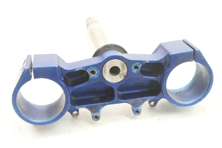 photo de SUPORTE INFERIOR DA FORQUILHA YAMAHA YZ 125 (2006 - 2016) - Marcações e referências