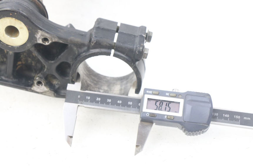 photo de SUPORTE DE GARFO KAWASAKI KX F KXF 450 (2012 - 2015) - Zoom do estado de desgaste
