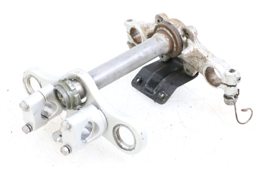 photo de TRIÂNGULO DA SUSPENSÃO DIANTEIRA YAMAHA PW 80 (1983 - 2014) - Detalhe da peça