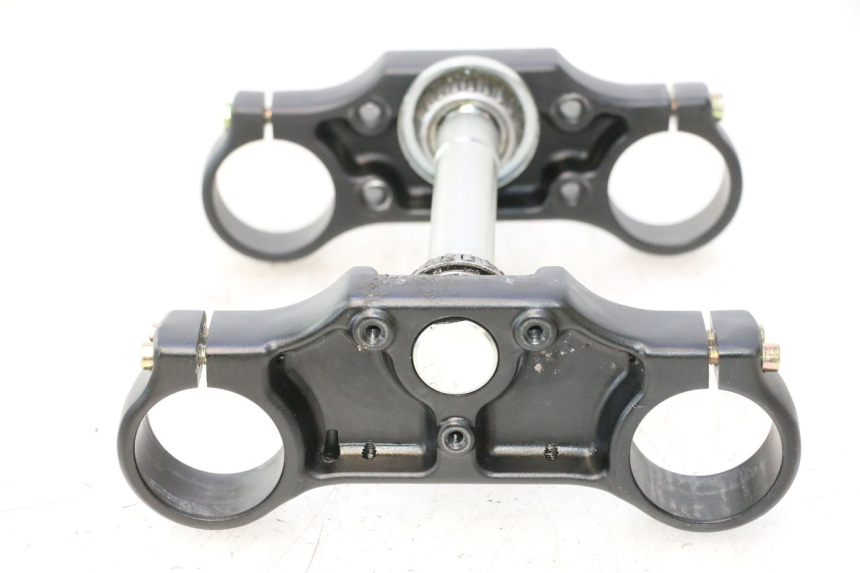 photo de SUPORTE DE GARFO APOLLO RFZ 150 - Pontos de fixação